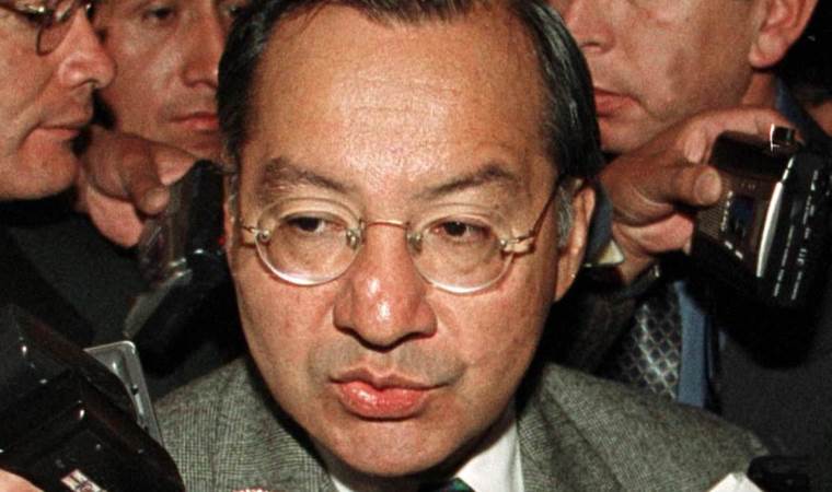 ABD’li eski Büyükelçi apar topar gözaltına alındı