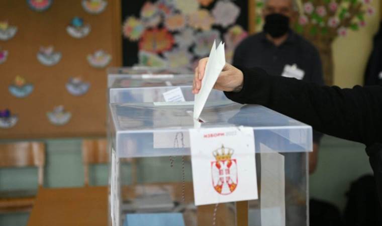 Sırbistan sandık başında