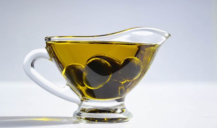 Fiyatlar attı, sahtesi çoğaldı! Gerçek zeytinyağı nasıl anlaşılır?