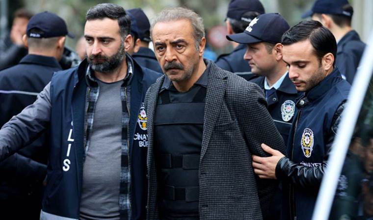 Cezaevi görüntüleri dikkat çekti… Yılmaz Erdoğan’ın yeni dizisi ‘İnci Taneleri’nden ilk tanıtım