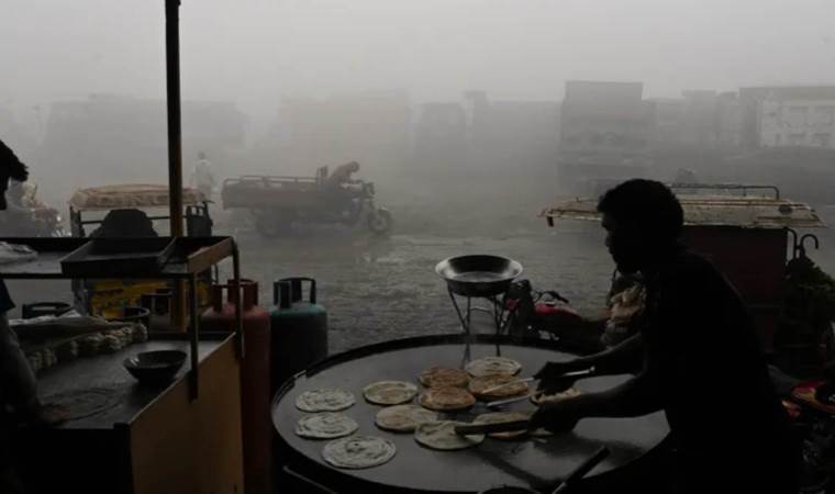 Hava kirliliğine çözüm için üretildi: Yapay yağmur