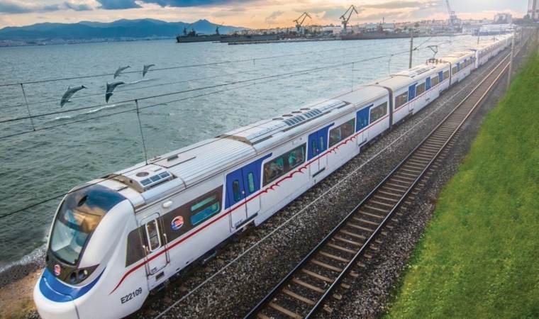 İZBAN, 950 milyon yolcu sayısına ulaştı