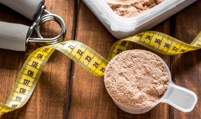Bilinçsiz protein tozu kullananlar dikkat: Fazla kilo alımına sebep olabilir