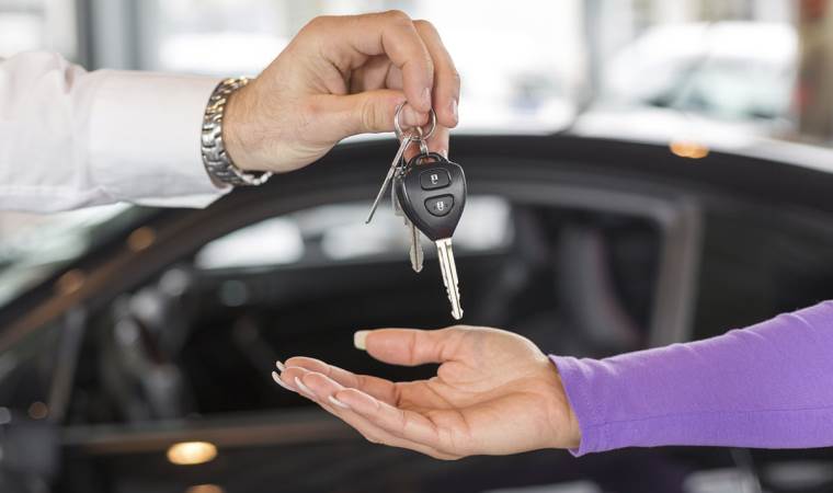 Otomotiv satışlarında 2024 senaryosu: Krediye ulaşım, seçimler, global gelişmeler…