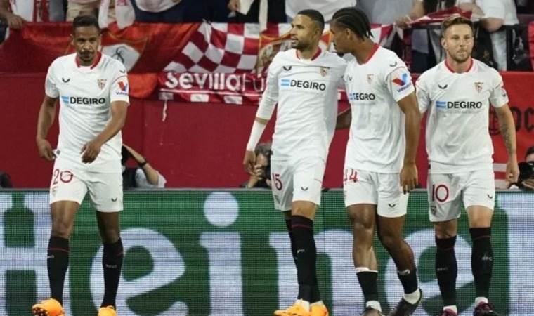 Sevilla, yıldız oyuncuyla yollarını ayırdı!