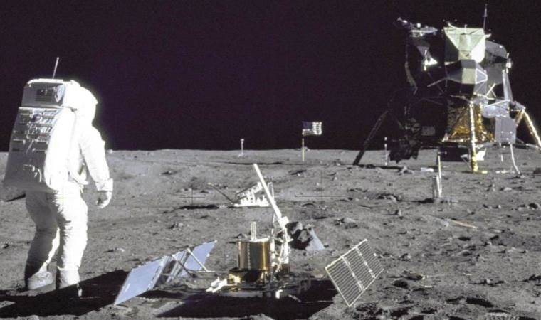 Ay yüzeyinde Güneş’ten kopan hidrojen parçaları bulundu