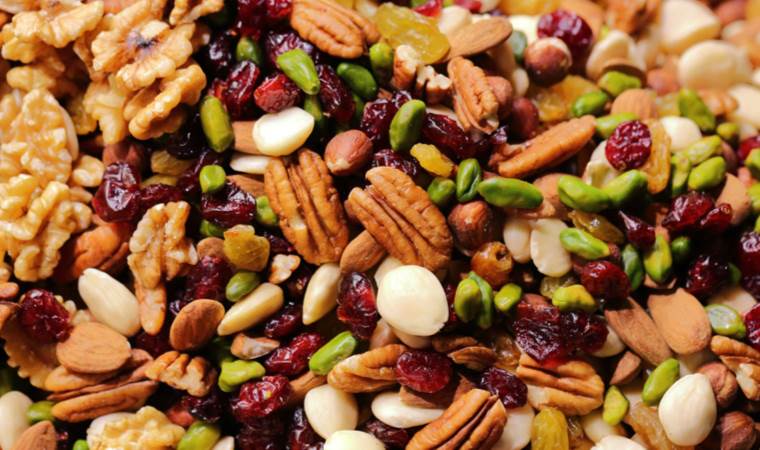 Artış yüzde 100’ü aştı… Kuruyemiş fiyatı el yakıyor