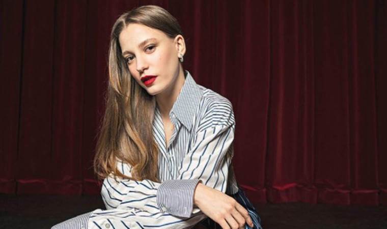 Serenay Sarıkaya: ‘Annem ve babamın boşanması bana çok şey öğretti’