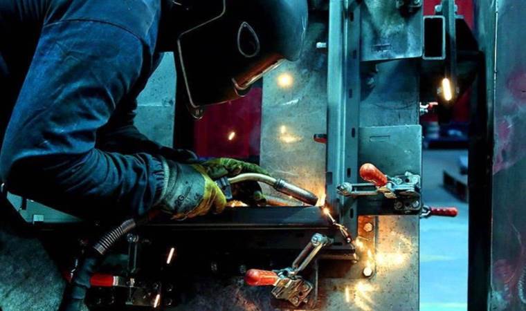 Almanya’da sanayi üretimi düşüşünü 5’inci aya taşıdı