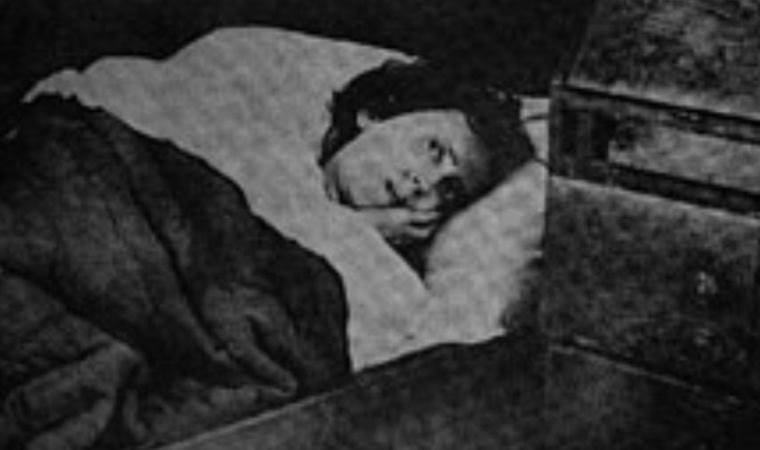 14 yaşında uyudu 32 yıl sonra uyandı: Karolina Olsson’un ilginç hikayesi