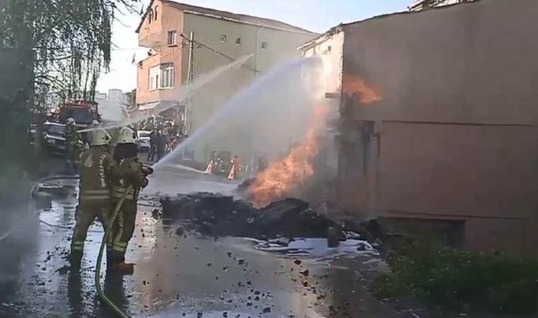 Korku dolu anlar… Yol çalışması sırasında doğalgaz borusu patladı!