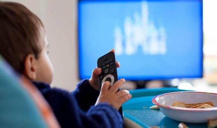 Bir daha çocuğunuza asla yaptırmayın! Bu tehlike birçok hastalığa neden olabiliyor