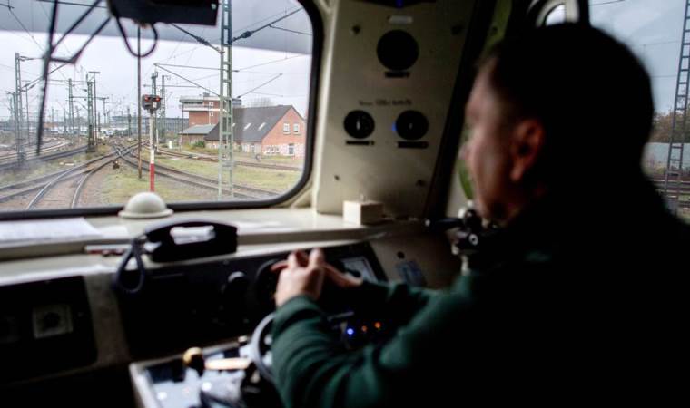 Almanya’da makinistler ikinci kez greve gitti