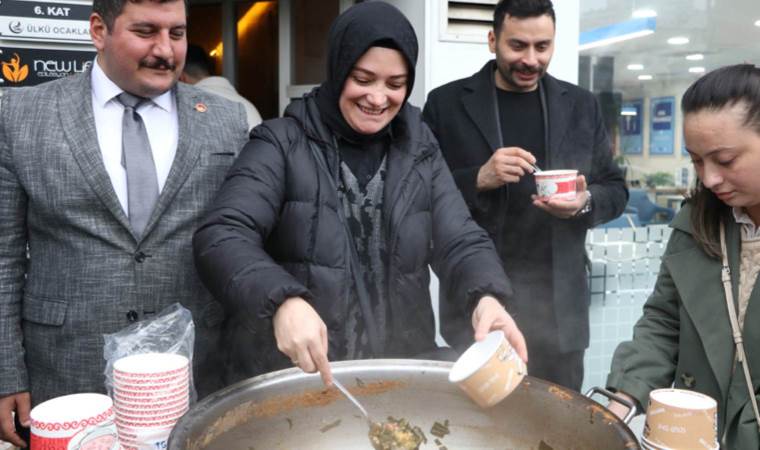 ‘Dünyanın en kötü 100 yemeği’ arasında gösterilmişti: Rize Ülkü Ocakları’ndan ‘karalahana çorbası’ tepkisi