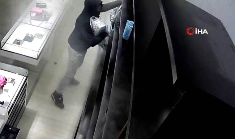 250 bin dolarlık vurgun: Chanel mağazası soyuldu