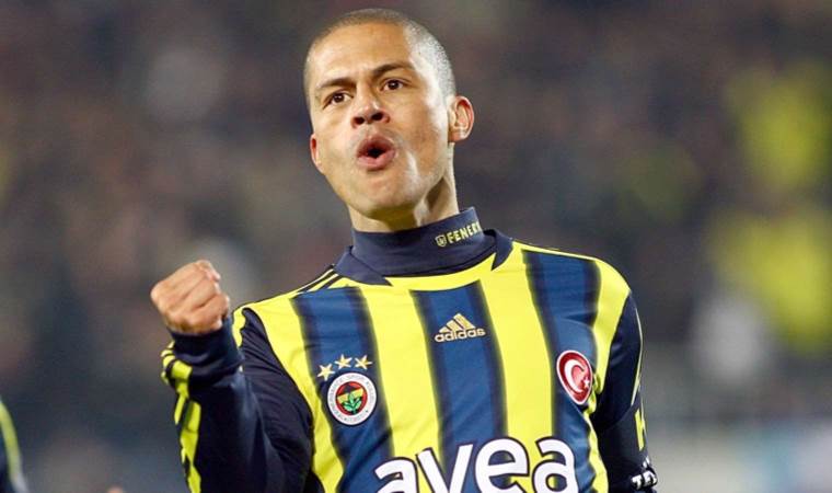 Alex de Souza’dan derbi paylaşımı