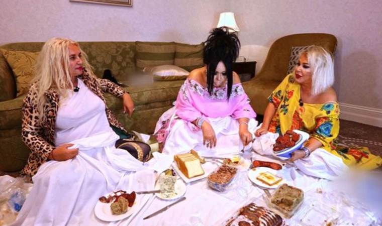 Bülent Ersoy, Banu Alkan ve Safiye Soyman Dünya Güzelleri Masada programında buluşuyor