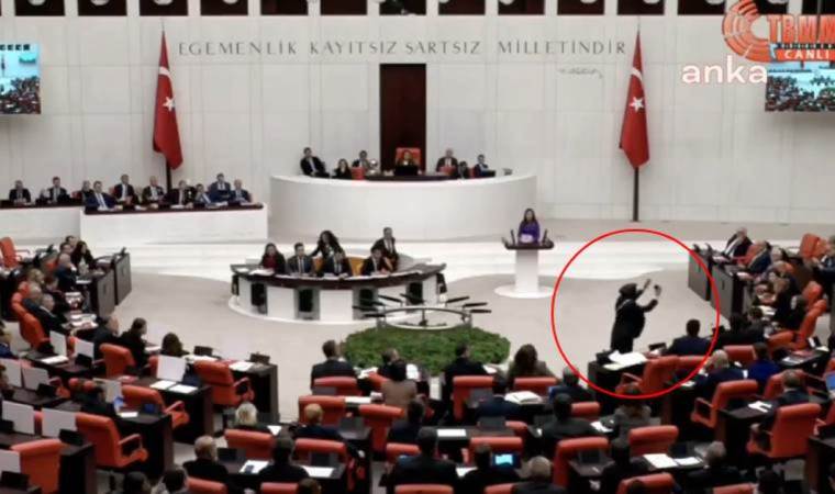 Meclis karıştı, AKP’li isim kürsüye yürüdü! AKP sıraları boşaldı…