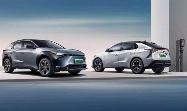 Dev ekranlı, 615 kilometre menzilli Toyota satışa sunuldu: İşte Bozhi 4X