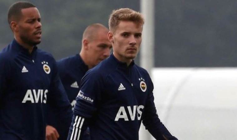 Fenerbahçe’de ayrılık: Genç oyuncu sosyal medyadan duyurdu!