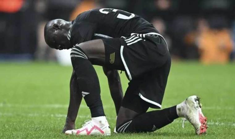 Kadro dışı bırakılan Eric Bailly’nin menajerinden açıklama