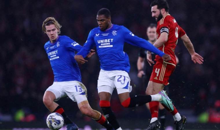 İskoçya Lig Kupası’nda zafer Rıdvan Yılmaz’ın ekibi Rangers’ın!