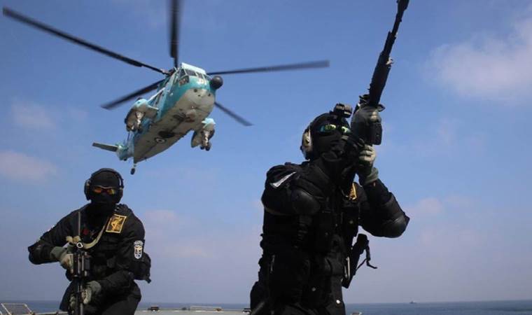 İsrail, Suriye’de İran Devrim Muhafızları Ordusu’nun üst düzey üyesini öldürdü