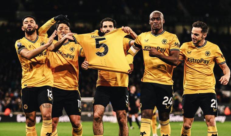 Wolverhamton evinde Everton’a gol oldu yağdı