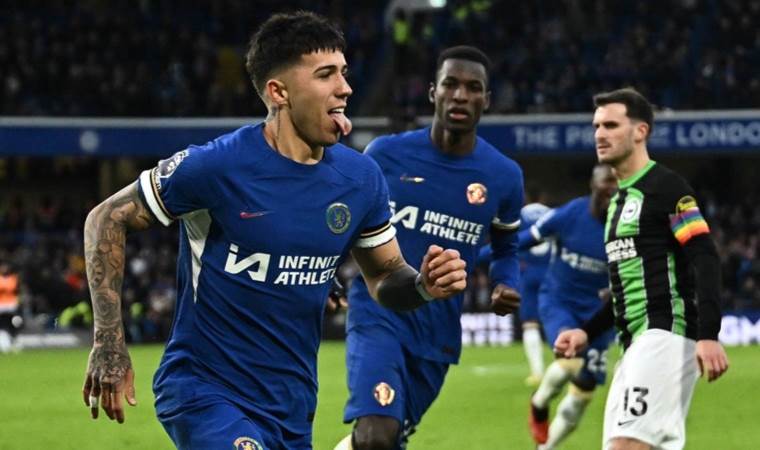 Chelsea, 10 kişi kaldığı karşılaşmada Brighton’u devirdi!