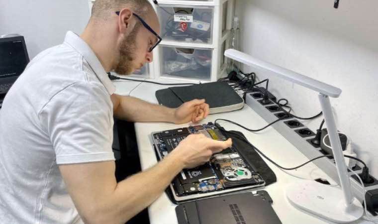 Avusturya, çamaşır makinesi ve bilgisayarını tamir ettirenlere 200 dolara kadar yardım yapıyor