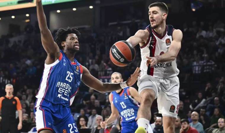 Anadolu Efes’te kabus devam ediyor! Üst üste üçüncü yenilgi…