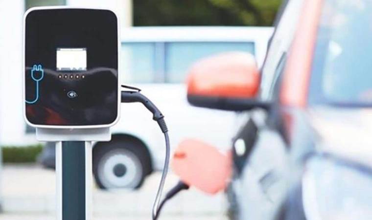 Elektrikli otomobil ithalatına yönelik yönetmeliğe sektörden tepkiler geldi: Ticaret engelleniyor
