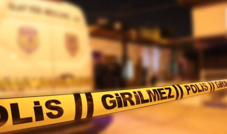 İstanbul’da üst geçitten atlayan kadın hayatını kaybetti