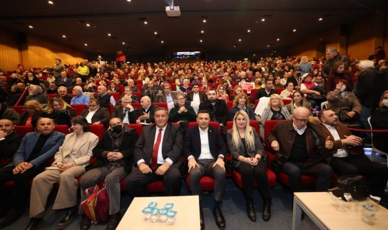 CHP İstanbul İl Başkanlığı, emeklilerle buluştu: Emeklilerin mücadelesi, birinci mücadelemiz olacak