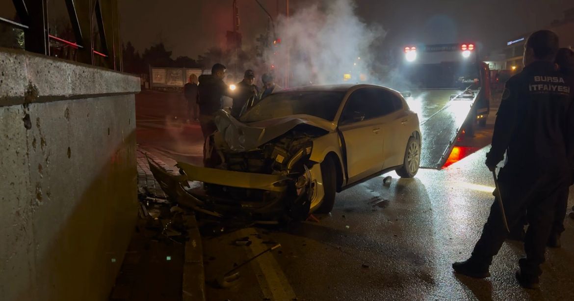 TÜGVA koordinatörü Mehmet Fatih Kaya, trafik kazası geçirdi