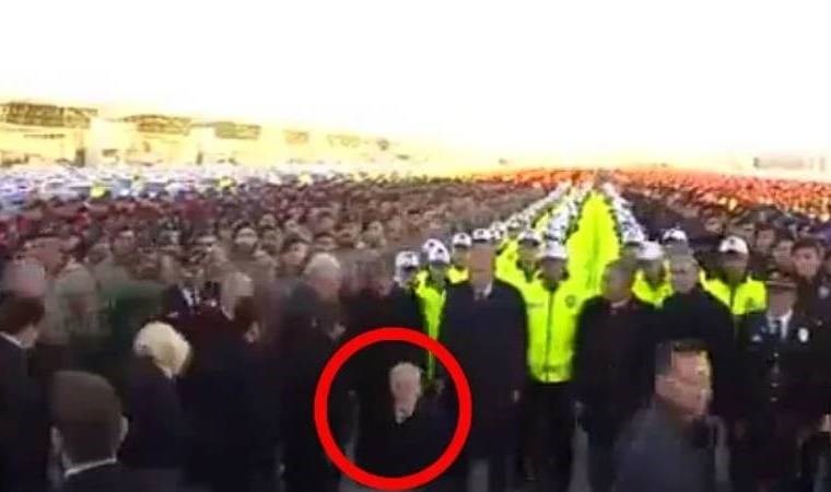 Görüntüler gündem olmuştu: Hulki Cevizoğlu’ndan ‘fotoğraf’ açıklaması!