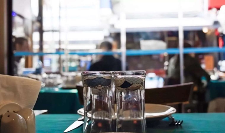 Zamlar peş peşe… Bir rakı grubuna daha büyük zam! 70’lik rakının fiyatı 990 TL oldu