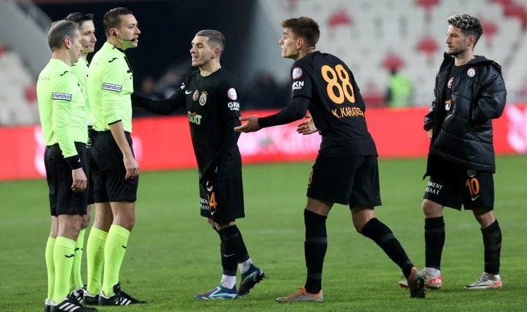 Spor yazarları Sivasspor – Galatasaray maçını yorumladı: ‘Bir yerden alıp diğer tarafa verdi’