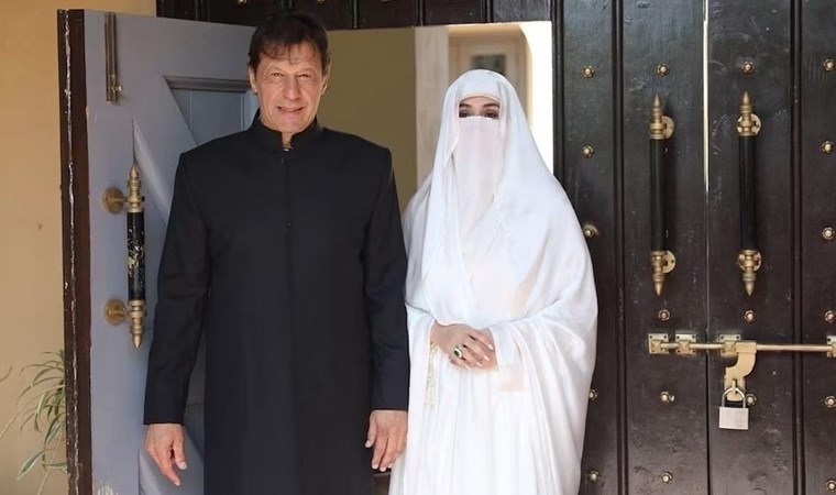 Eski Başbakana yeni ceza: Eşi de suçlu bulundu