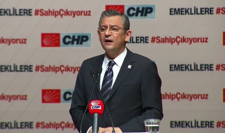 Son Dakika… Özgür Özel emekliler için kürsüde isyan etti: ‘Bunu yaşatanlara yazıklar olsun!’