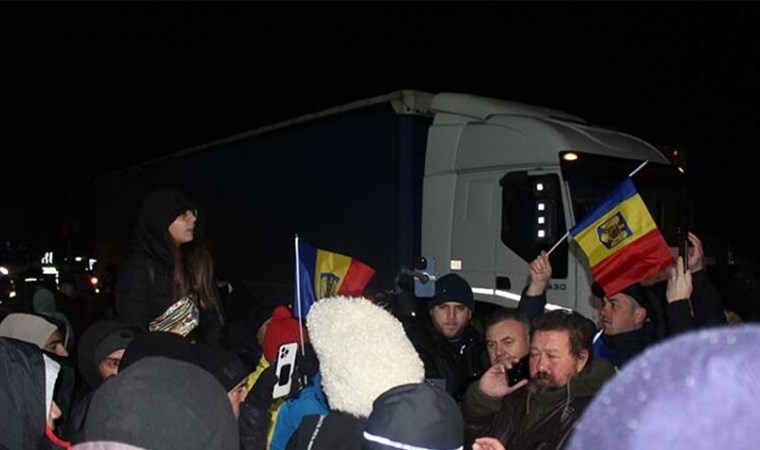 Romanyalı çiftçilerden Ukrayna protestosu