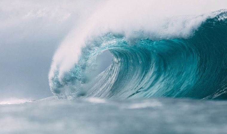 Dünyanın gördüğü en büyük dalga kaç metreydi?