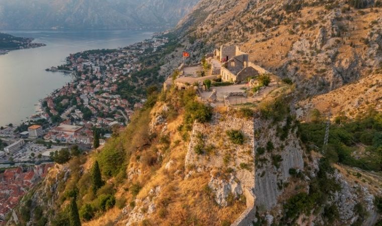 Karadağ: Tarih ve doğanın buluştuğu cennet