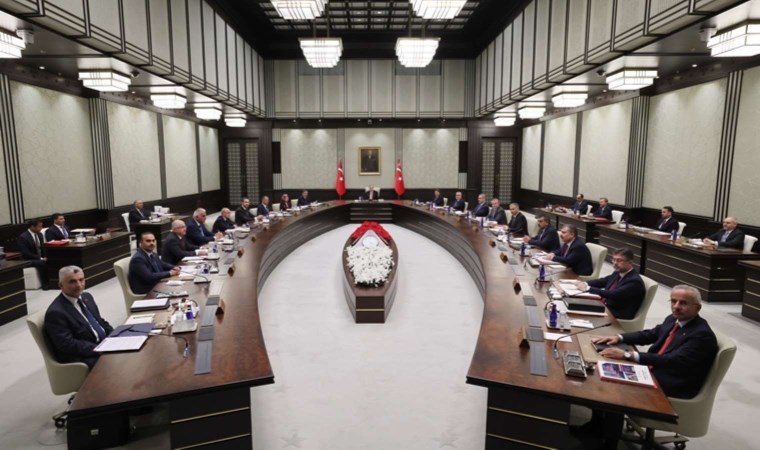 Son Dakika: Milyonların beklediği yılın ilk Kabine toplantısı başladı: Emekli maaşları ne kadar artacak?