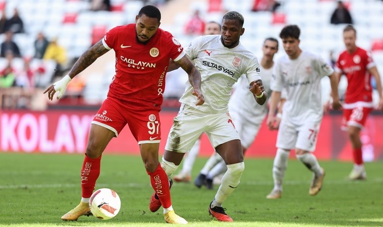 Antalyaspor geriden gelip tur atladı