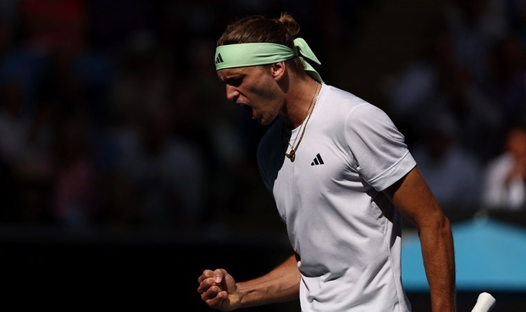 Alcaraz ve Zverev Avustralya Açık’ta çeyrek finalde!