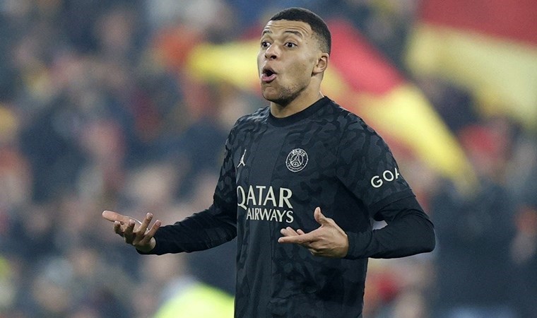 Real Madrid’in maaş önerisini beğenmedi: Kylian Mbappe’den çılgın istek!
