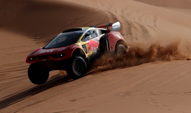 Dakar Rallisi’nin 4. etabında gülen taraf Sebastien Loeb oldu!