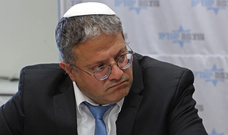 İsrailli bakandan hükümeti dağıtma tehdidi