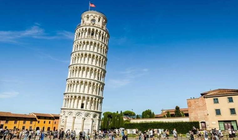 Pisa Kulesi neden eğik ve neden devrilmiyor?